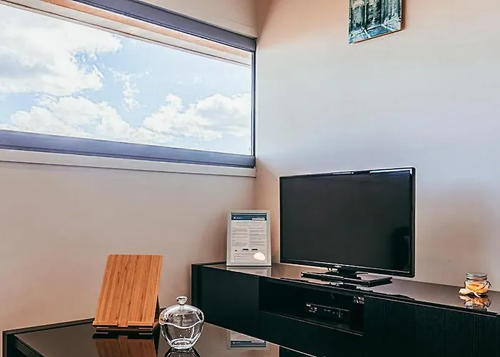 Trendy River View By Gthouse