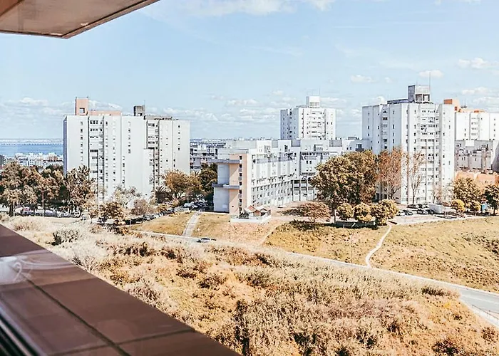 Trendy River View By Gthouse דירה